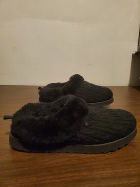 Skechers Black Fuzzy Knit Cozy Slip-On Kids Boots